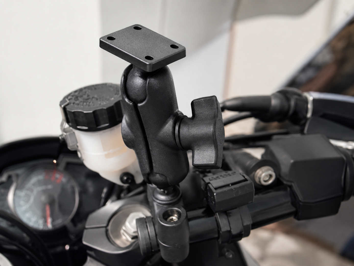 RAM® Ball Adapter voor TomTom Rider & Urban Rider – RAM-B-347U-TOM1