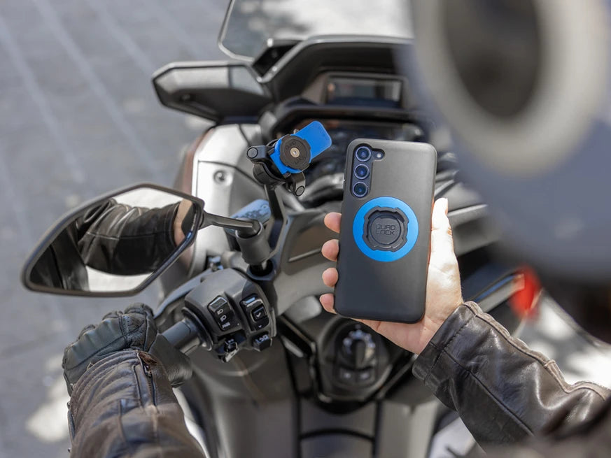 MAG Quad Lock Mirror Stem Mount bundel met MAG iPhone hoesje voor scooter & motor