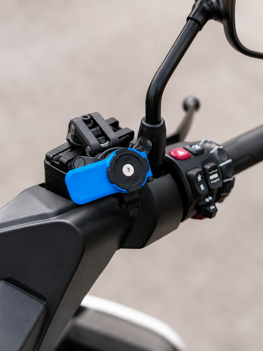 Quad Lock Remvloeistof Reservoir Telefoonhouder motor & scooter – V2 - QLM-BRS-2